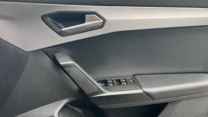 SEAT Leon 5dr 1.5 TSI EVO (130ps) FR